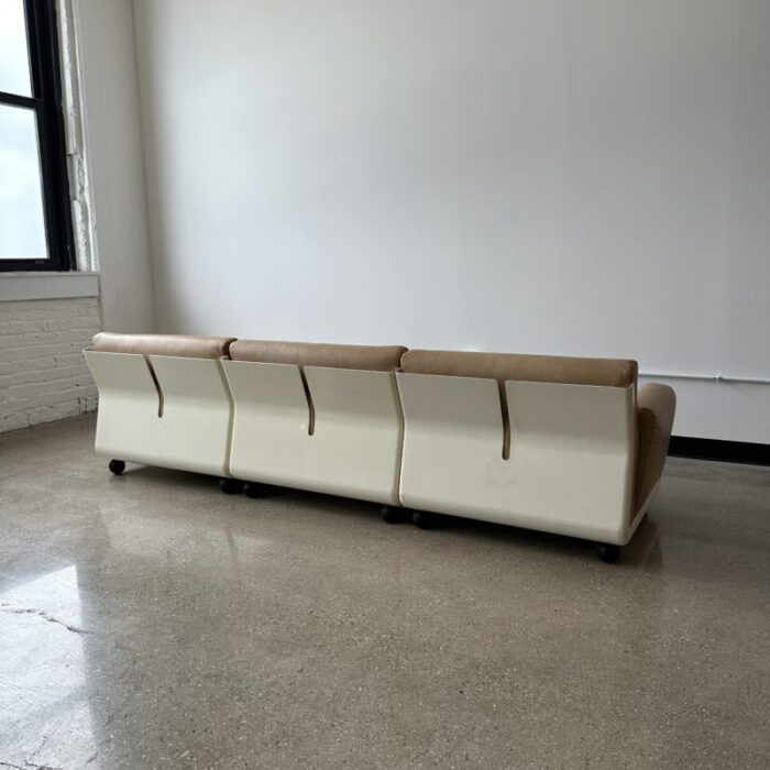 1960s early mario bellini amanta sofa 0340