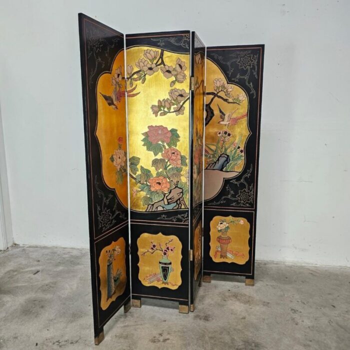 1960s lacquer 4 leaf golden room divider 5337