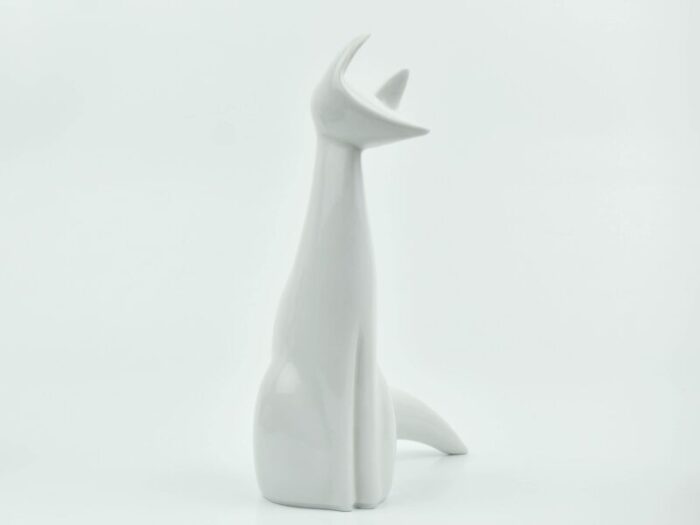 1960s thomas lizenz karlovarsky modern minimal porcelain white sitting fox germany 0300