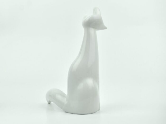 1960s thomas lizenz karlovarsky modern minimal porcelain white sitting fox germany 0426