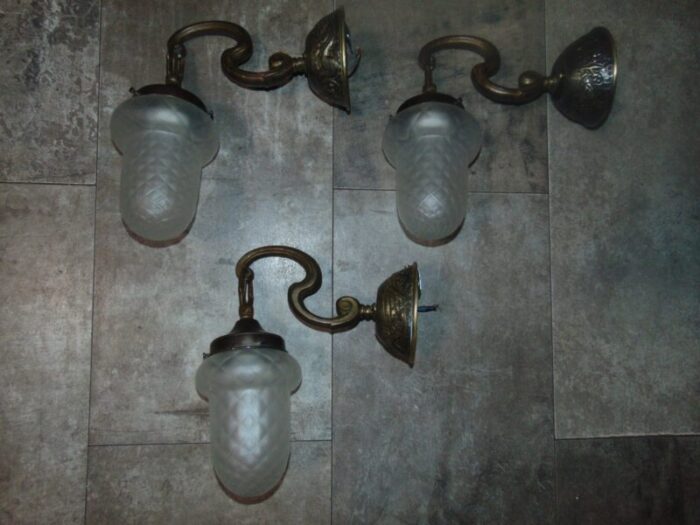 art deco brass wall lamp 2