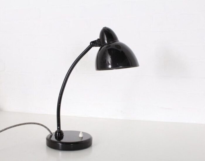 bauhaus desk lamp 1