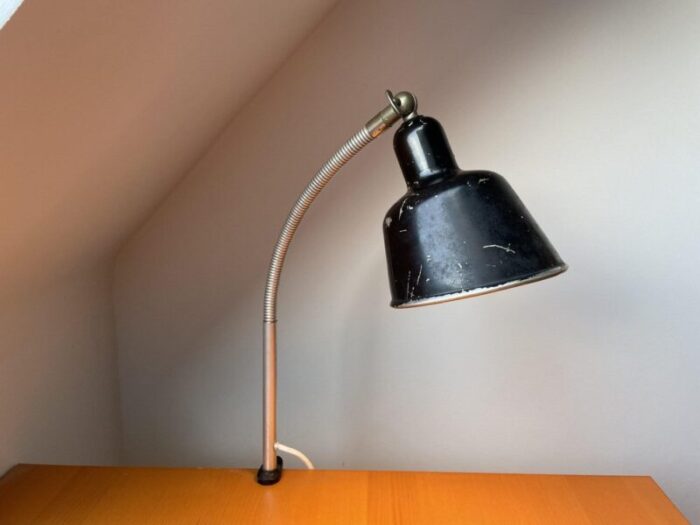 bauhaus desk lamp from escolux 1