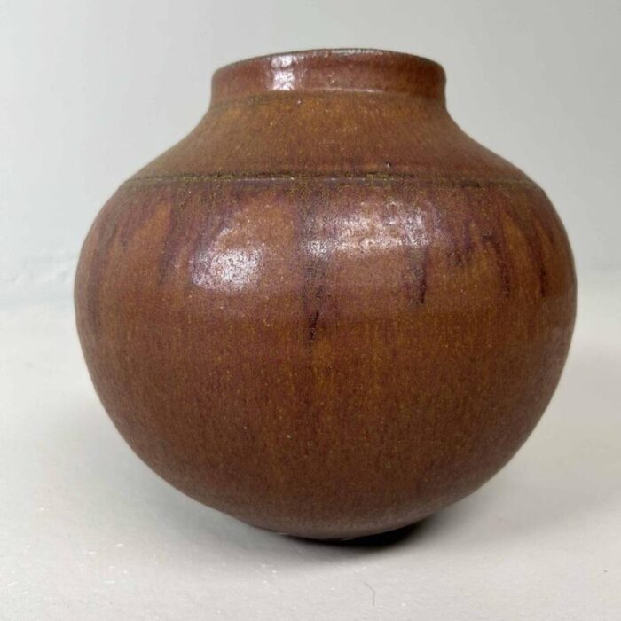 earthenware ikebana flower vase 1960s 0233