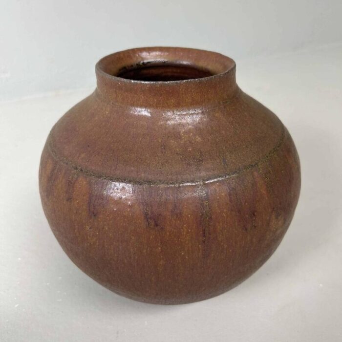 earthenware ikebana flower vase 1960s 5906