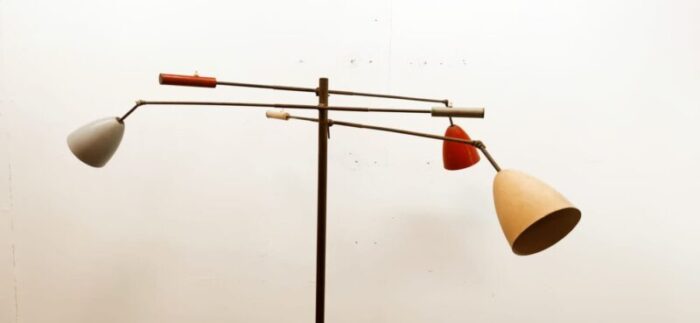 floor lamp with adjustable joints 32