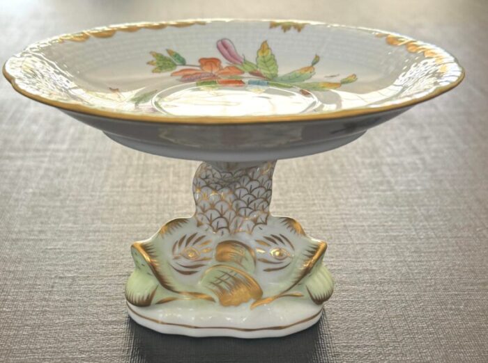 herend queen victoria pedestal dish on dolphin fish base 3858