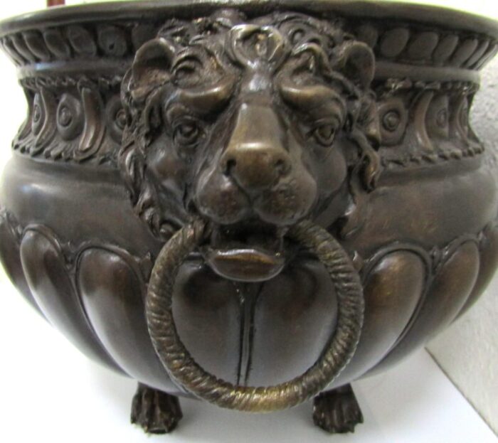 imposing oval lion jardiniere planter in embossed copper and bronze 19th century 8586