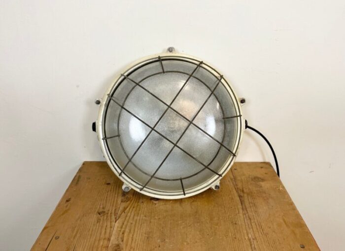 industrial cast aluminium wall or ceiling lamp from elektrosvit 1970s 1