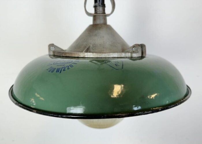 industrial green enamel factory pendant lamp in cast iron 1960s 4721