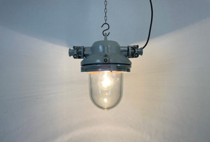 industrial grey cast aluminium explosion proof lamp from elektrosvit 1970s 13