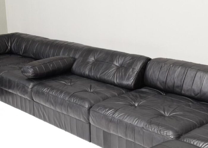 large ds 88 sectional sofa in black leather from de sede switzerland 1970s set of 30 1889