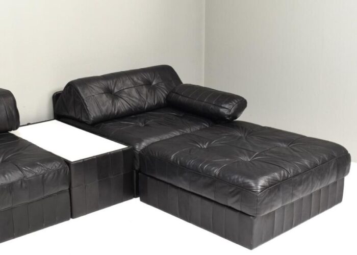 large ds 88 sectional sofa in black leather from de sede switzerland 1970s set of 30 6199