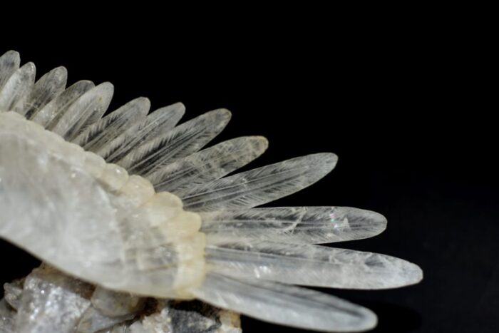 late 20th century large majestic rock crystal quartz eagle gemstone sculpture 3294