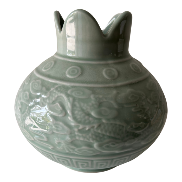 late 20th century porcelain chinese celadon vase with ribbon mouth 9252