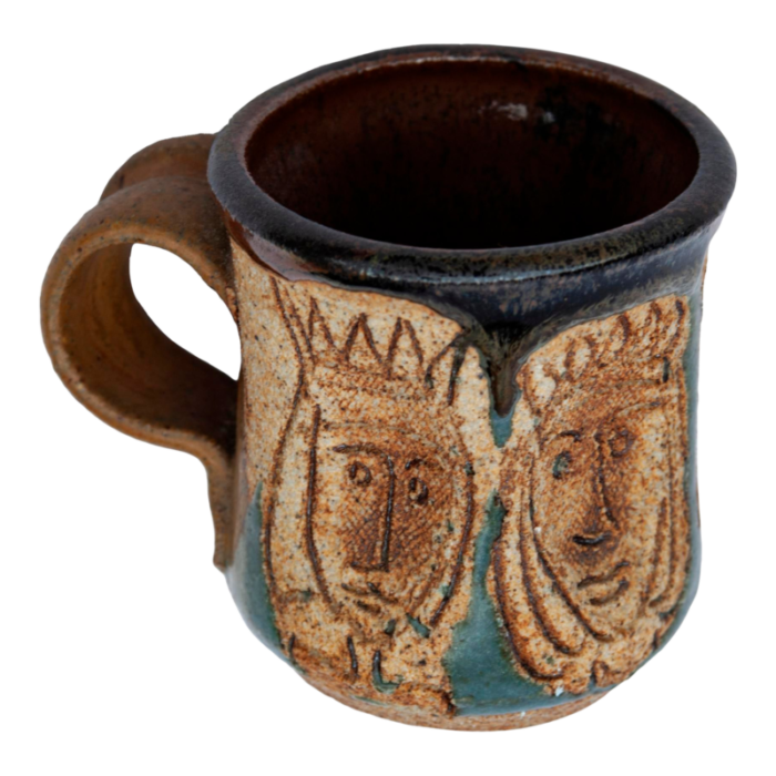 late 20th century pottery espresso cup with king and queen 7753