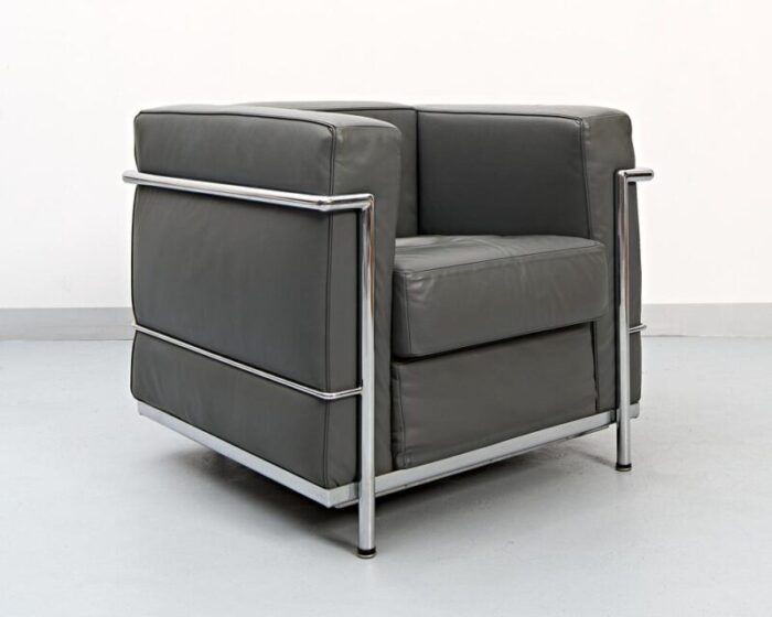 lc2 club chair by le corbusier and charlotte perriand for alivar 1980s 8347