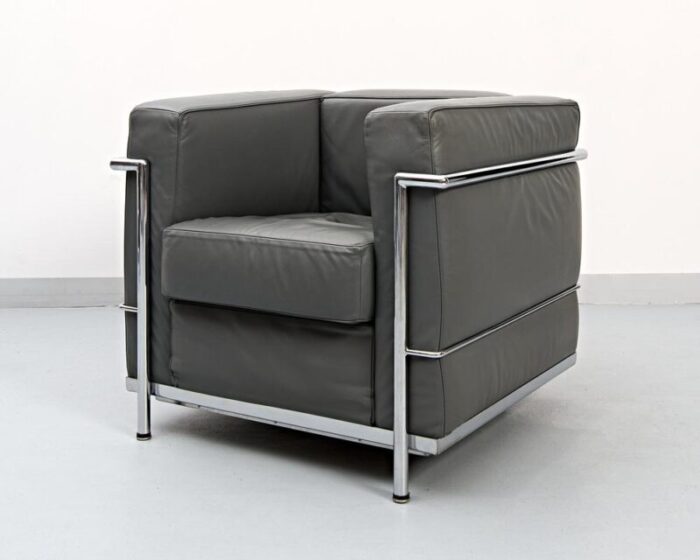 lc2 club chair by le corbusier and charlotte perriand for alivar 1980s 9825