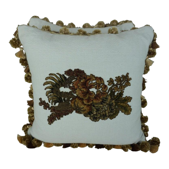 metallic and chenille floral appliqued linen pillows by melissa levinson 7209