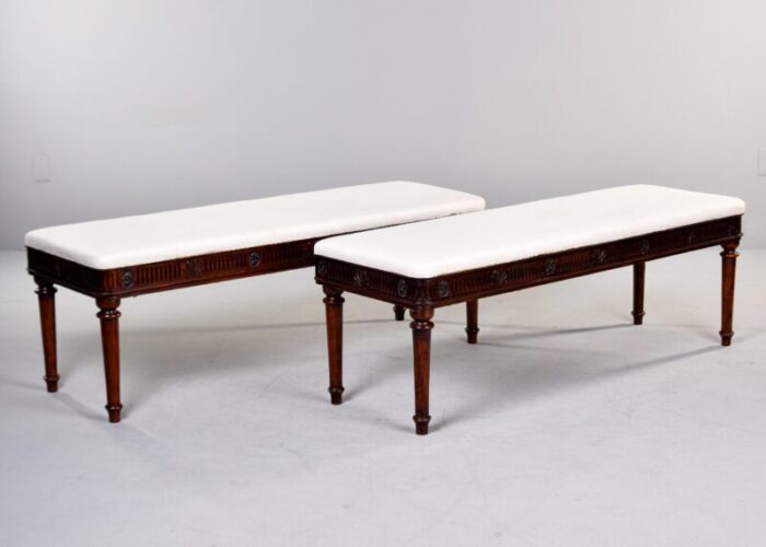 mid 19th century english upholstered mahogany window seat with reeded detail 9591