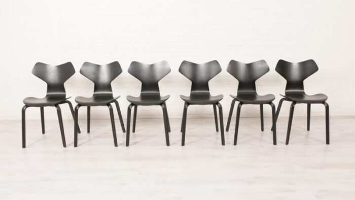 model grand prix black dining chairs by arne jacobsen for fritz hansen 2019 set of 6 2561