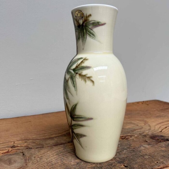 porcelain ikebana flower vase 1960s 8289