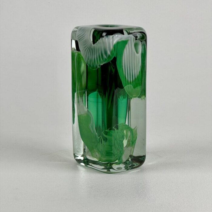 signed vintage sea green art glass bud vase circa 1996 8042