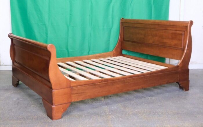 sleigh brown double bed by willis and gambier 0044