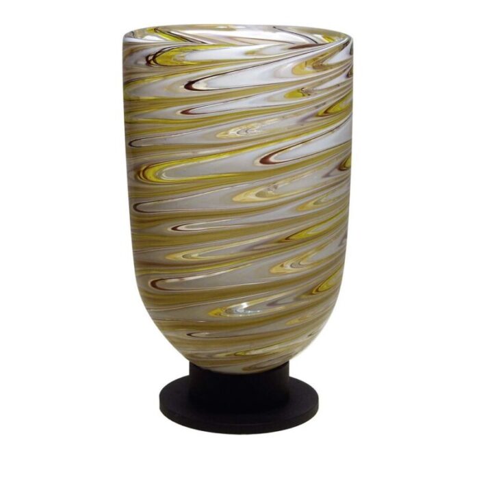 table lamp with morosini ivory waves from murano glam 1