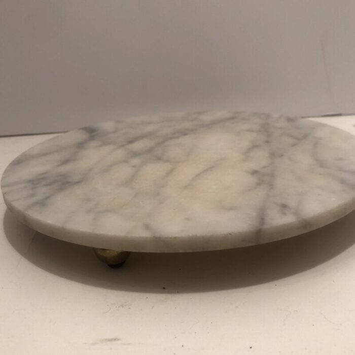 vintage 1960s round marble italian serving platter with brass ball feet 7691