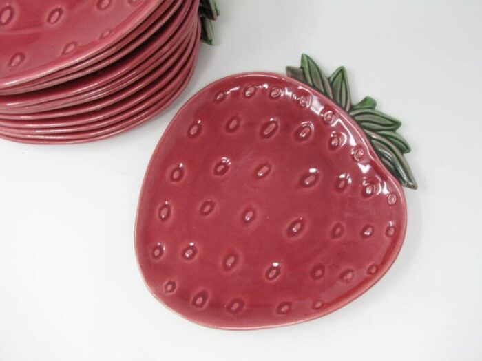 vintage cemar california pottery strawberry salad plates 12 pieces 8642