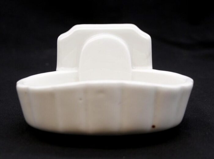 vintage european wall mount ceramic soap dish 8911