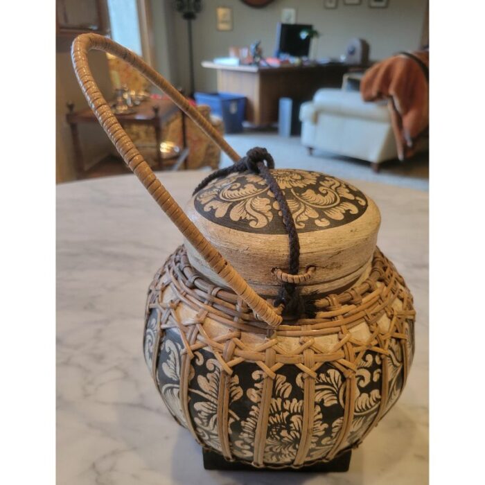 vintage hand painted chinese rice basket 6388