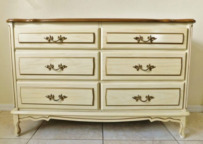 vintage mid century french provincial ivory and gold wood six drawer dresser 4382