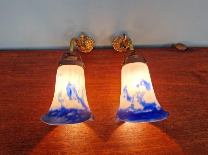 wall sconces in gilded bronze and marmoreal glass 1890s set of 2 5179